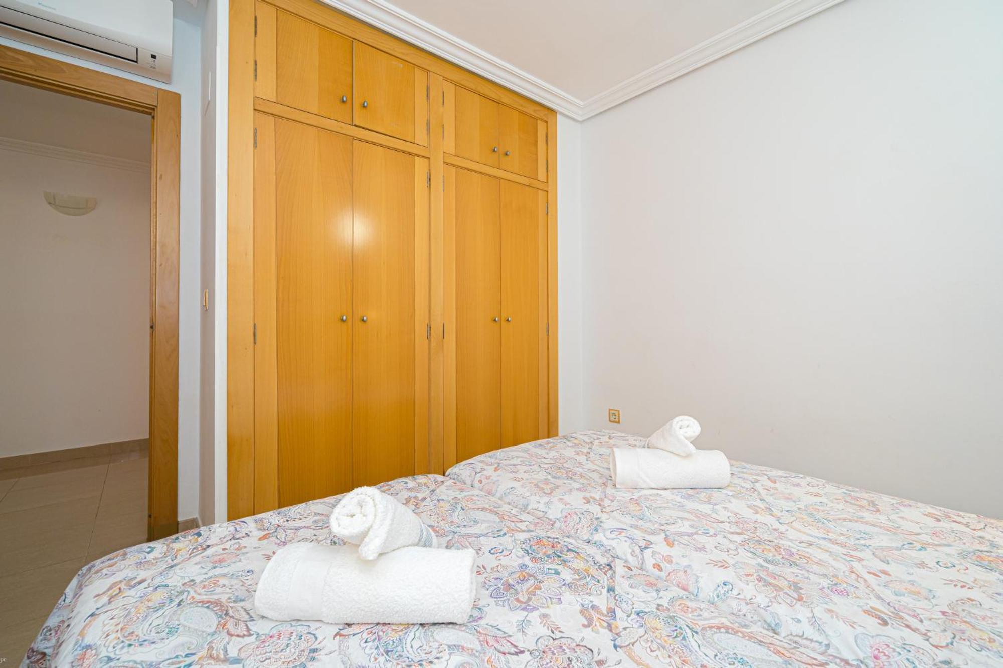 Front Line Apartment Jakarta 2 El Campello Luaran gambar